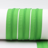 Endless zippers loose - per meter - spiral (5mm) apple green