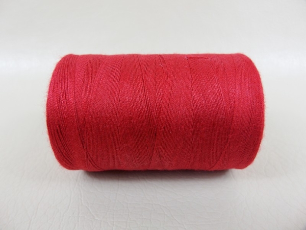 Sewing thread "Sera" 100% polyester / 1000 yd. / strength 120 red