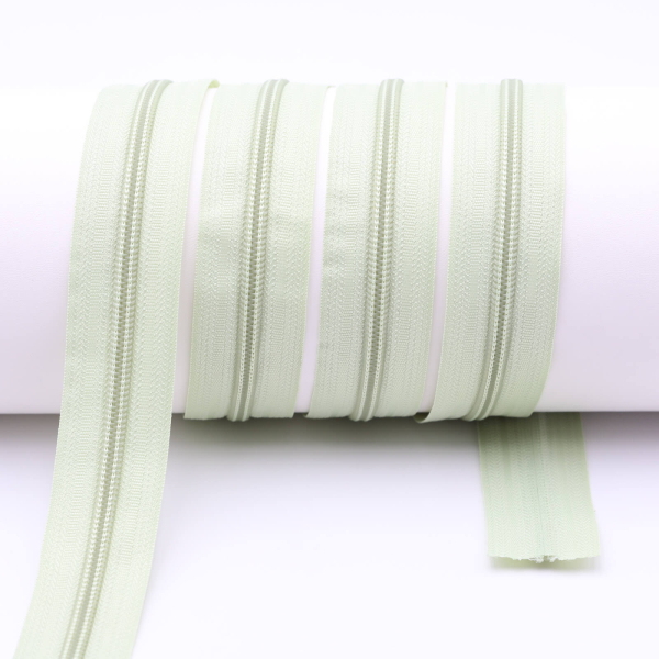 Endless zippers loose - per meter - spiral (5mm) mint-green