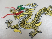 Iron-on picture iron-on embroidered golden dragon on the left gold-yellow