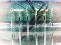 6 sewing needles with side threader - "EasyEye" - gold-plated needle heads