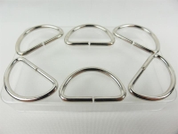 D-ring half ring oval seam light model 30 mm silver